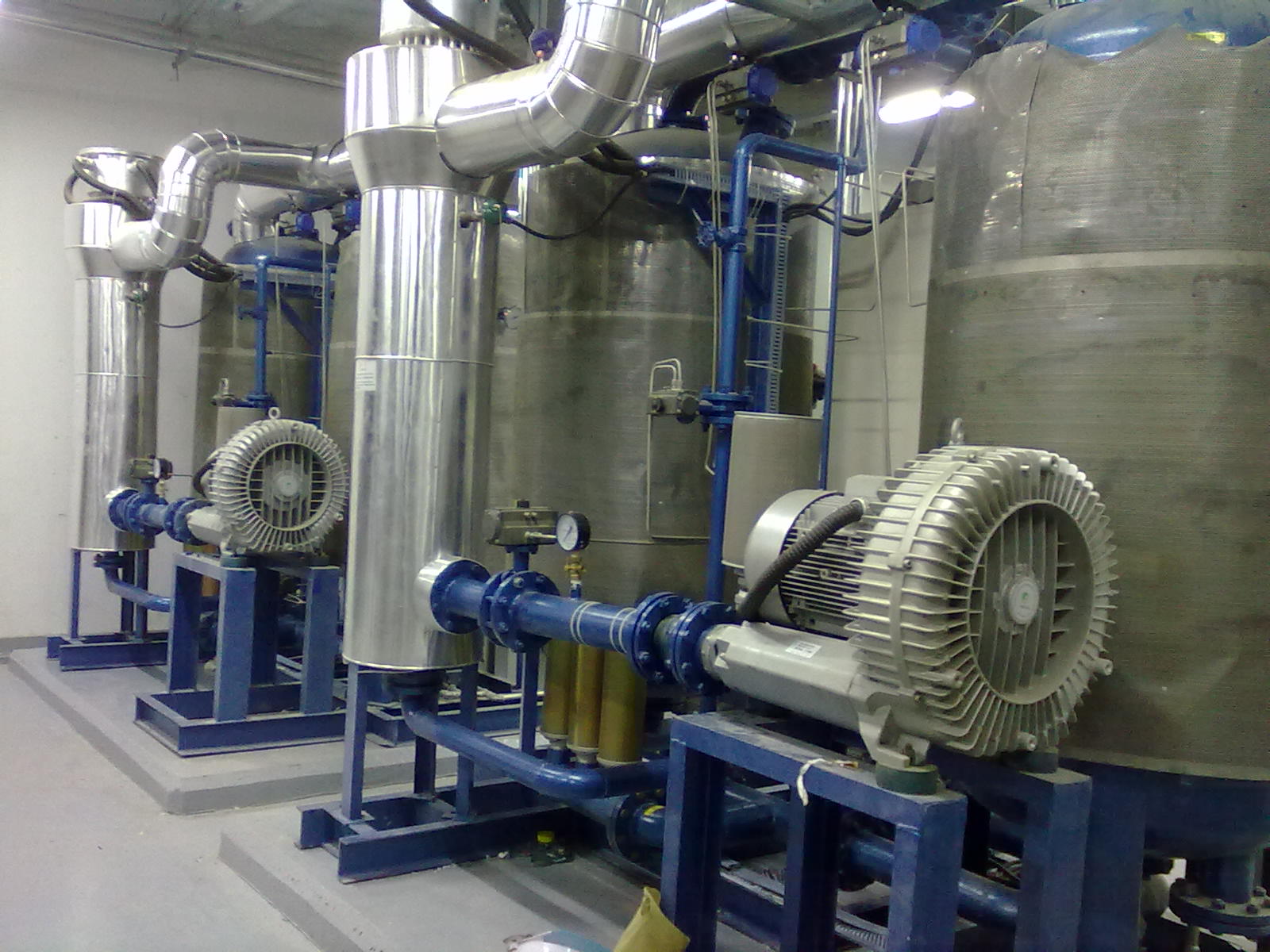 Side Channel Blowers in Handling Light and Fine Dust